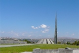 Armenisches Völkermord-Denkmal CCBYSA Rita Willaert at-flickr

