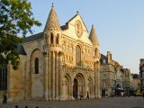 Notre-Dame-la-Grande-in-Poitiers_CCBY_Daniel_Jolivet-at-flickr
