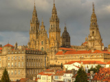 Santiago-de-Compostela_CC-BY_bernavazqueze-at-flickr
