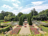 Schlossgarten Arcen CCBY Jenske-at-flickr
