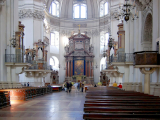 Innenraum Salzburger Dom CC0 at-pixabay
