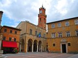 Piazza Pio II in Pienza CC0 Pixabay
