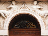 Eingangsportal zum Vittoriale degli Italiani CC0 Pixabay
