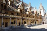 Hôtel-Dieu in Beaune CC0 pixabay