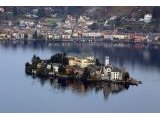 Isola Orta San Giulio CCBYSA3.0-Alessandro-Vecchi-at-wikimedia.commons